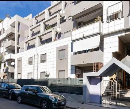 Domus Aurora Apartman *